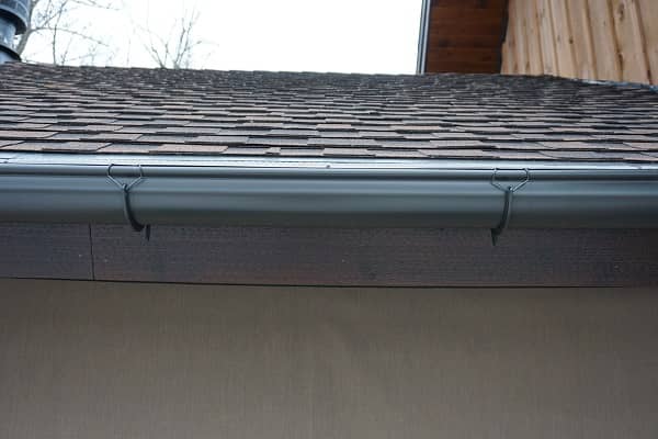 The Features and Benefits of Half Round Gutters